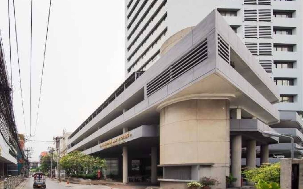 135/53-55 อาคารอารอมรพันธ์ 205 ทาวเวอร์ 2 ชั้น 18 ซอยรัชดาภิเษก 7 แขวงดินแดง เขตดินแดง กรุงเทพฯ 10400